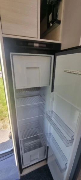 Chausson 777 Titatium Premium 170Ch Wohnmobil - Leytron, Schweiz