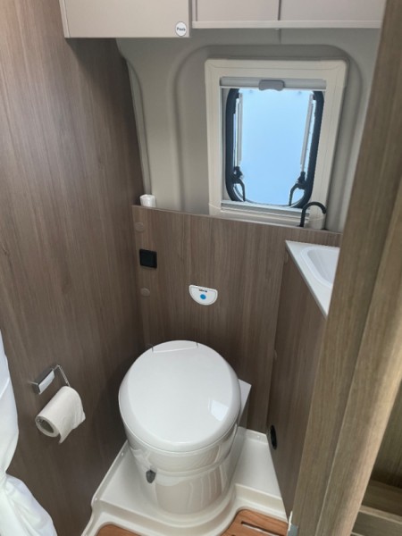 Carado CVE600 Campingbus - Tertnes, Norwegen