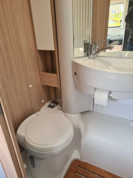 Fiat Ducato Flak/Chassi 130 Multijet 2.3 D Wohnmobil - Rønde, Dänemark