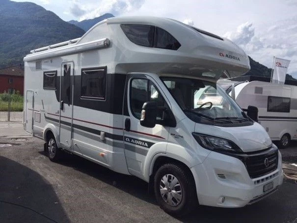 Adria Coral XL Plus 670 DK Wohnmobil - Schötz, Schweiz