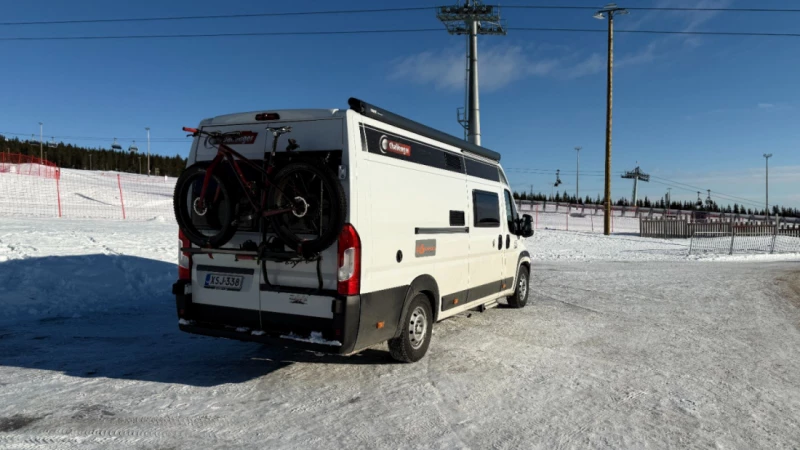 Challenger V217 VIP Matkailuauto (Sa) 5OV 2184CM3 A Campingbus - Oulu, Finnland