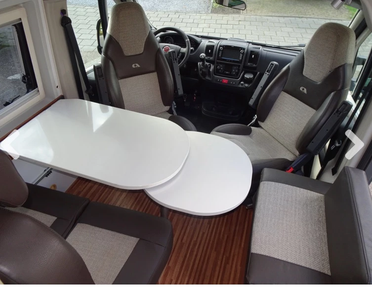 Adria Twin 640 SHX Campingbus - St luc, Schweiz