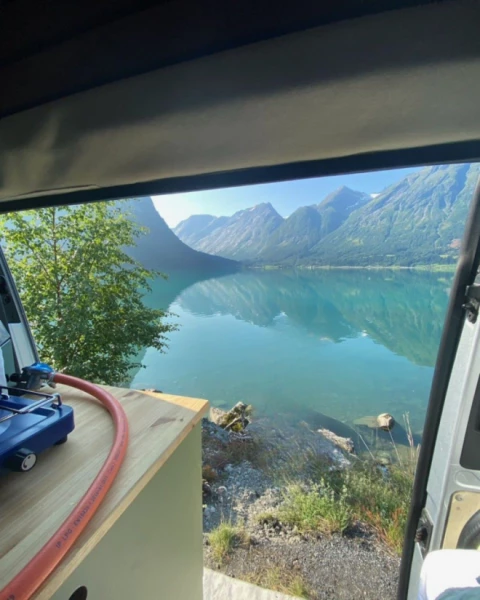 Volkswagen Transporter Campingbus - Sogndal, Norwegen
