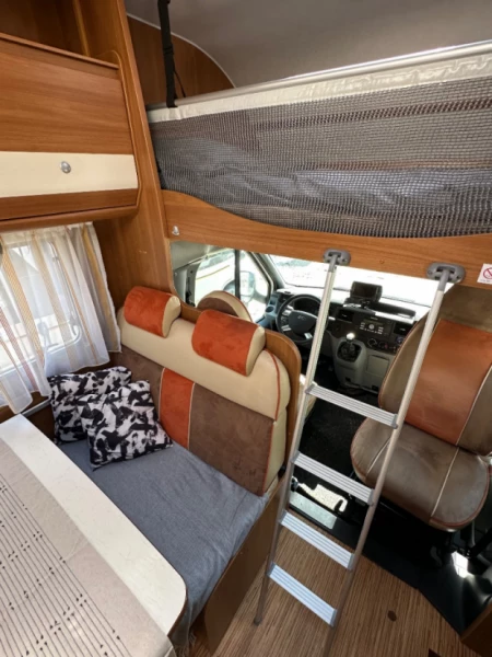 Ford Carado A 464 Wohnmobil - Tasch, Schweiz