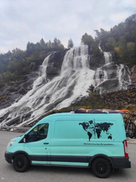 Ford Transit Campingbus - Gwatt, Schweiz