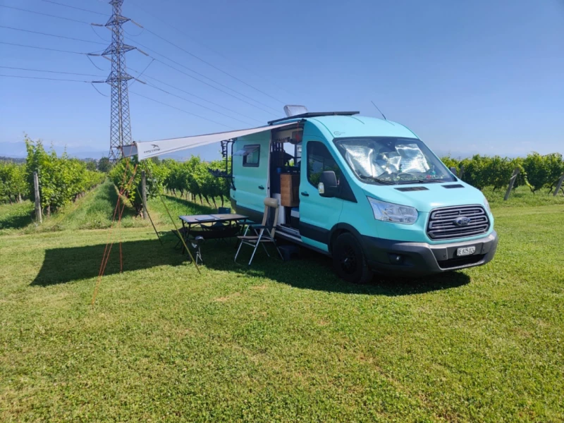 Ford Transit Campingbus - Gwatt, Schweiz