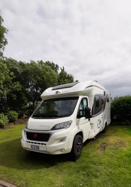 Bürstner Lyseo TD 690 G Harmony Wohnmobil - Steffisburg, Schweiz
