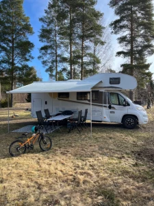 Carado A 461 Matkailuauto (Sa) 3OV 2287CM3 A Autocamper - Lempäälä, Finland