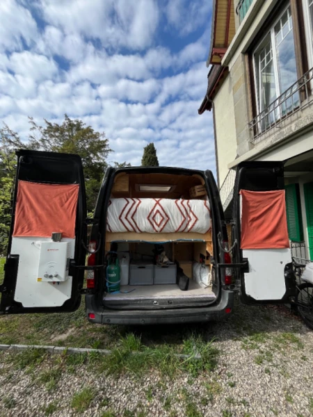Renault MASTER Campingbus - Lausanne, Schweiz