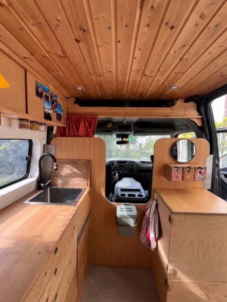 Renault MASTER Campingbus - Lausanne, Schweiz