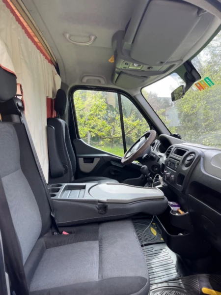 Renault MASTER Campingbus - Lausanne, Schweiz