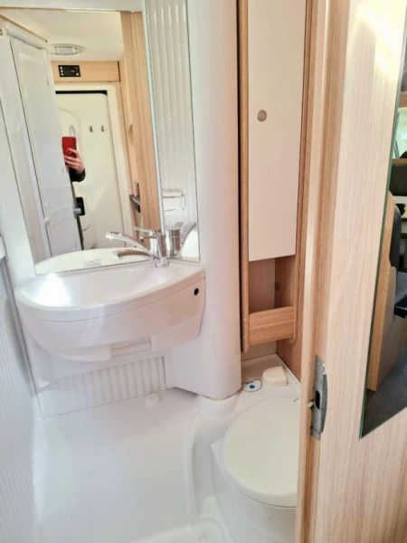 Fiat Ducato Lava / Alusta 140 Multijet 2.3 D Wohnmobil - Kuusisto, Finnland
