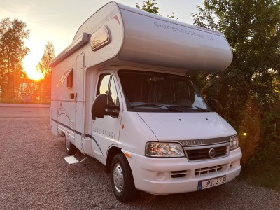 Fiat Dethleffs 5881 Matkailuauto - Arvika, Ruotsi