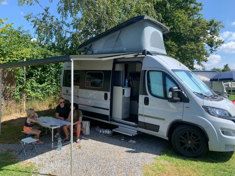 Hymer Free 600 Campus Campingbus - Schindellegi, Schweiz