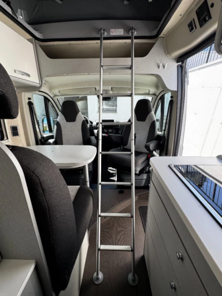 Hymer Free 600 Campus Campingbus - Schindellegi, Schweiz