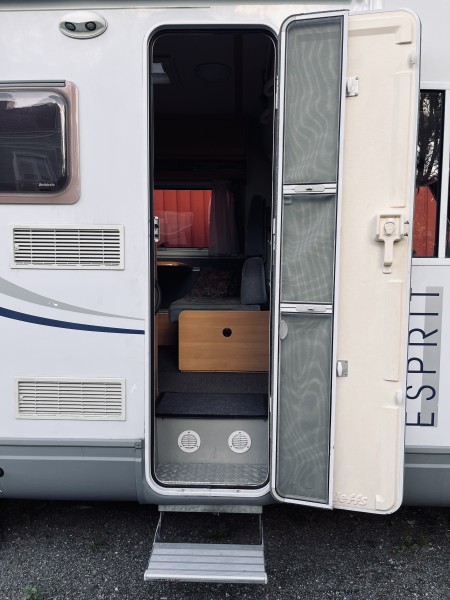 Fiat Dethleffs Globetrotter Camping-car - Falköping, Suède