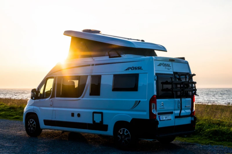 Citroën Pøssl 2win R Plus Family (hevetak) 165 HK Campingbus - Ålesund, Norwegen