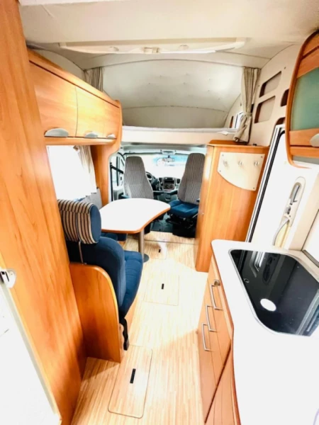 Hymer Camp 524 SL Wohnmobil - Vétroz, Schweiz