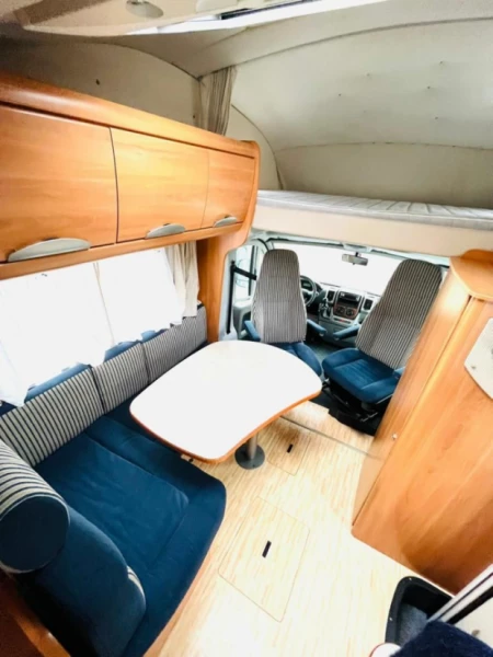 Hymer Camp 524 SL Wohnmobil - Vétroz, Schweiz