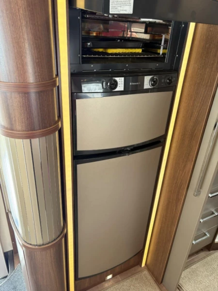 Bürstner Elegance I 821 Wohnmobil - Dverberg, Norwegen