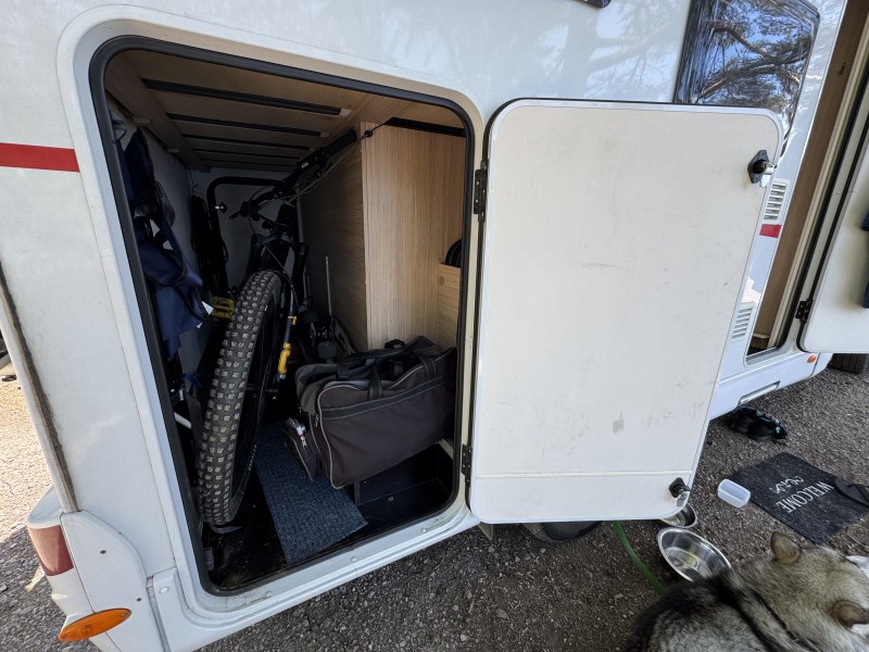 Capron V60 Matkailuauto (Sa) 3OV 1997CM3 Motorhome - Mäntyharju, Finland