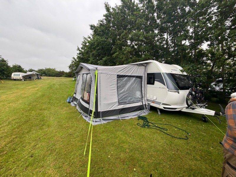 Hobby De Luxe 495WFB Wohnwagen - Oschersleben, Deutschland