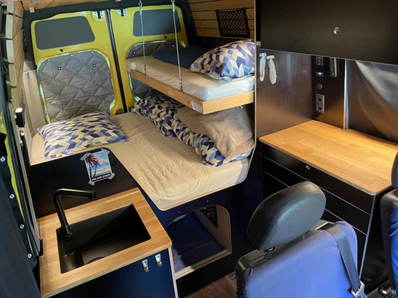 Mercedes Sprinter Campingbus - Leuzigen, Schweiz