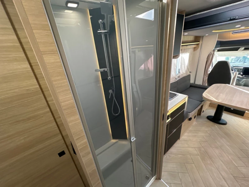 Chausson 720 Etape Line Wohnmobil - Corgémont, Schweiz