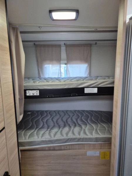 Chausson 720 Etape Line Wohnmobil - Corgémont, Schweiz