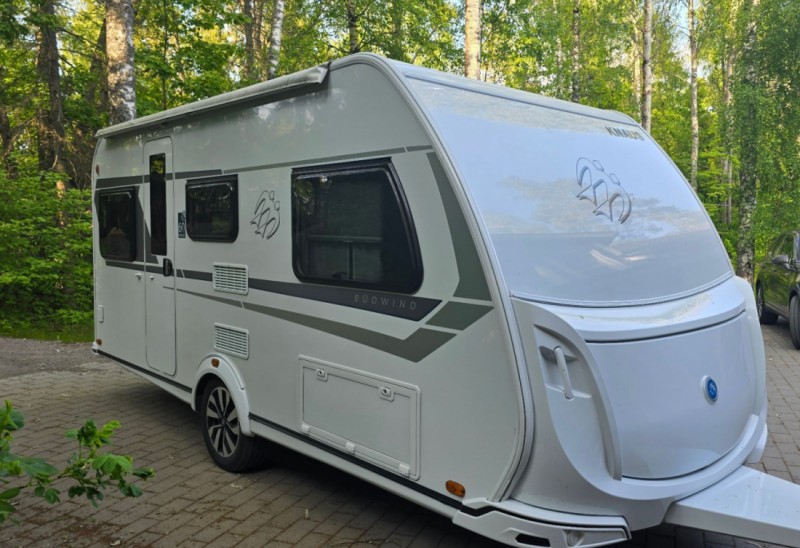 Knaus 210 W01 Wohnwagen - Lohja, Finnland