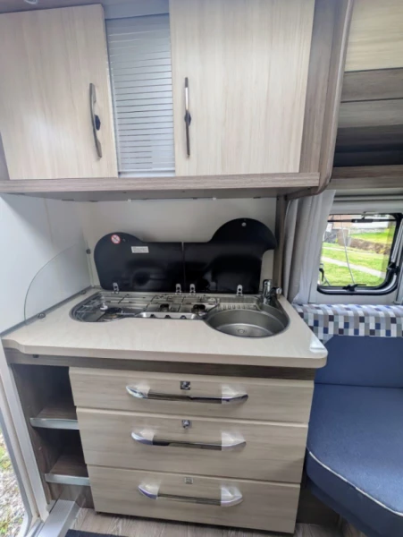 Hobby 400 SFE DE Luxe Wohnwagen - Kumla, Schweden