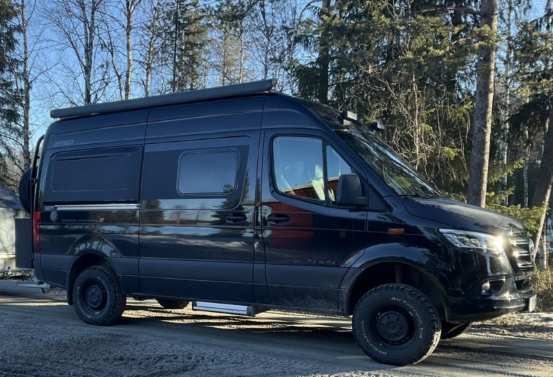 Hymer Grand Canyon S Crossover Campingbus - Västra Frölunda, Schweden