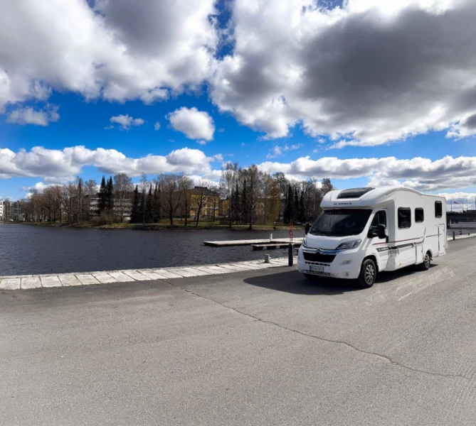 Citroën Jumper II Lava / Alusta 2.0 Bluehdi 130 Wohnmobil - Turenki, Finnland