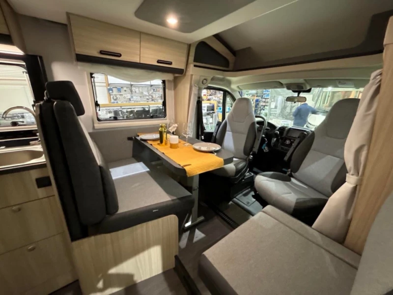 Sun Living S 75SC Wohnmobil - Hell, Norwegen