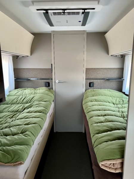 Adria Alpina 613 UT Wohnwagen - Küssnacht am Rigi, Schweiz