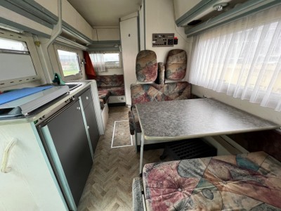Weinsberg Meteor Camping-car - Schönenberg, Suisse