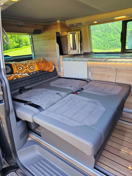 VW California T6.1 Ocean Campingbus - Bex, Schweiz