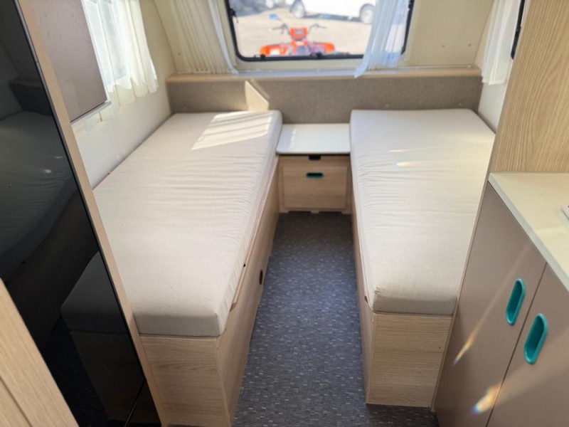 Adria Aviva 492 LU Wohnwagen - Vänersborg, Schweden