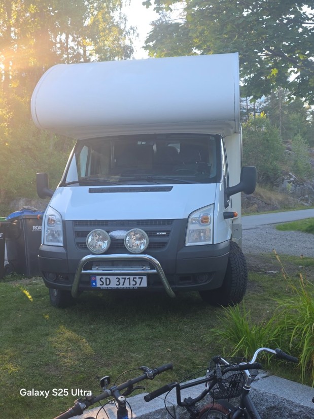 Ford Rimor Wohnmobil - skedsmokorset, Norwegen