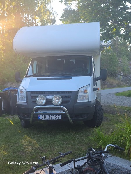 Ford Rimor Wohnmobil - skedsmokorset, Norwegen