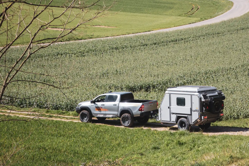 Crawler TRC 458 Wohnwagen - Eiken, Schweiz