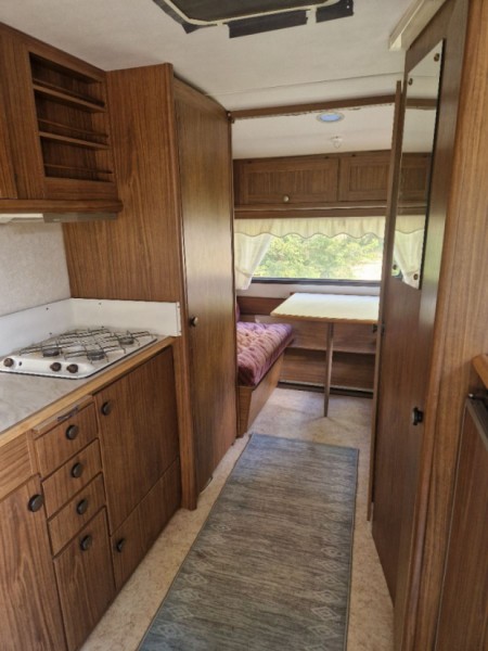 Polar Polar 550 GL Wohnwagen - Klintehamn, Schweden