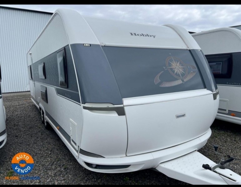 Hobby 720 Ukfe Prestige Matkailuvaunu - Häljarp, Ruotsi