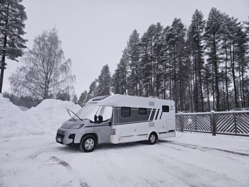 Capron T448 Monikäyttöajoneuvo (Af) 3OV 2184CM3 A Wohnmobil - Espoo, Finnland