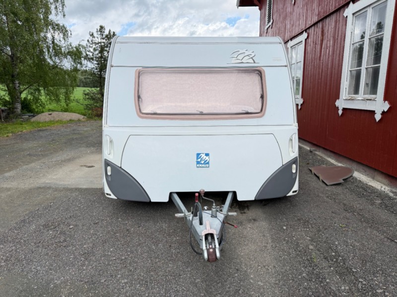 Knaus Royale Wohnwagen - Løten, Norwegen