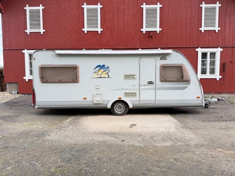 Knaus Royale Wohnwagen - Løten, Norwegen