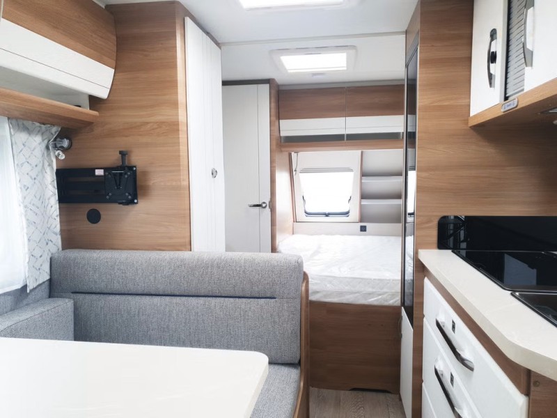 Hobby 540 Kmfe DE Luxe Husvagn - Halsnøy Kloster, Norge