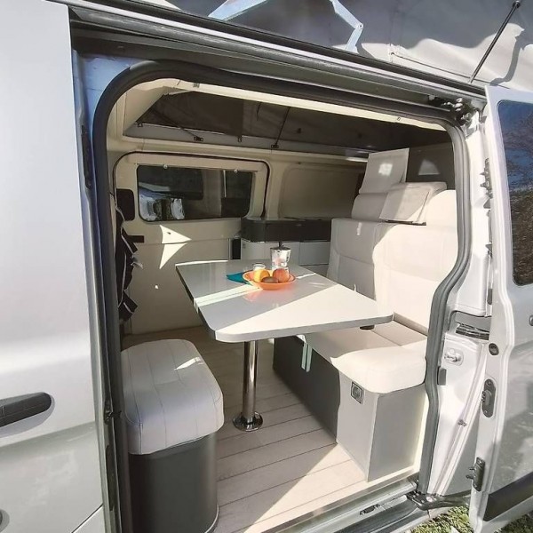 Ford Kelsey Campingbus - Viganello, Schweiz