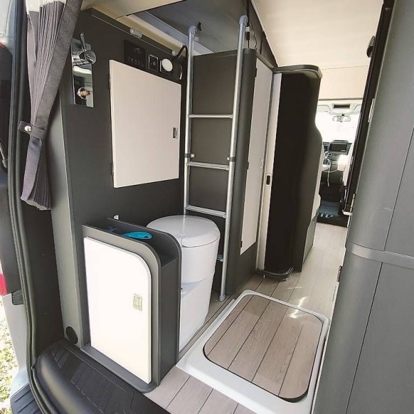 Ford Kelsey Campingbus - Viganello, Schweiz