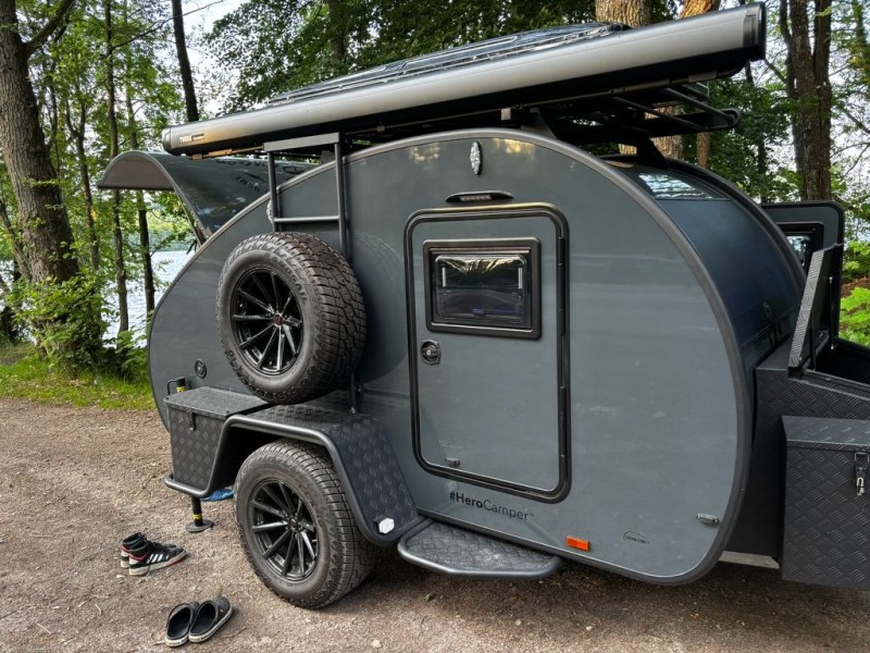 Hero Camper Armstrong Matkailuvaunu - Marl, Saksa